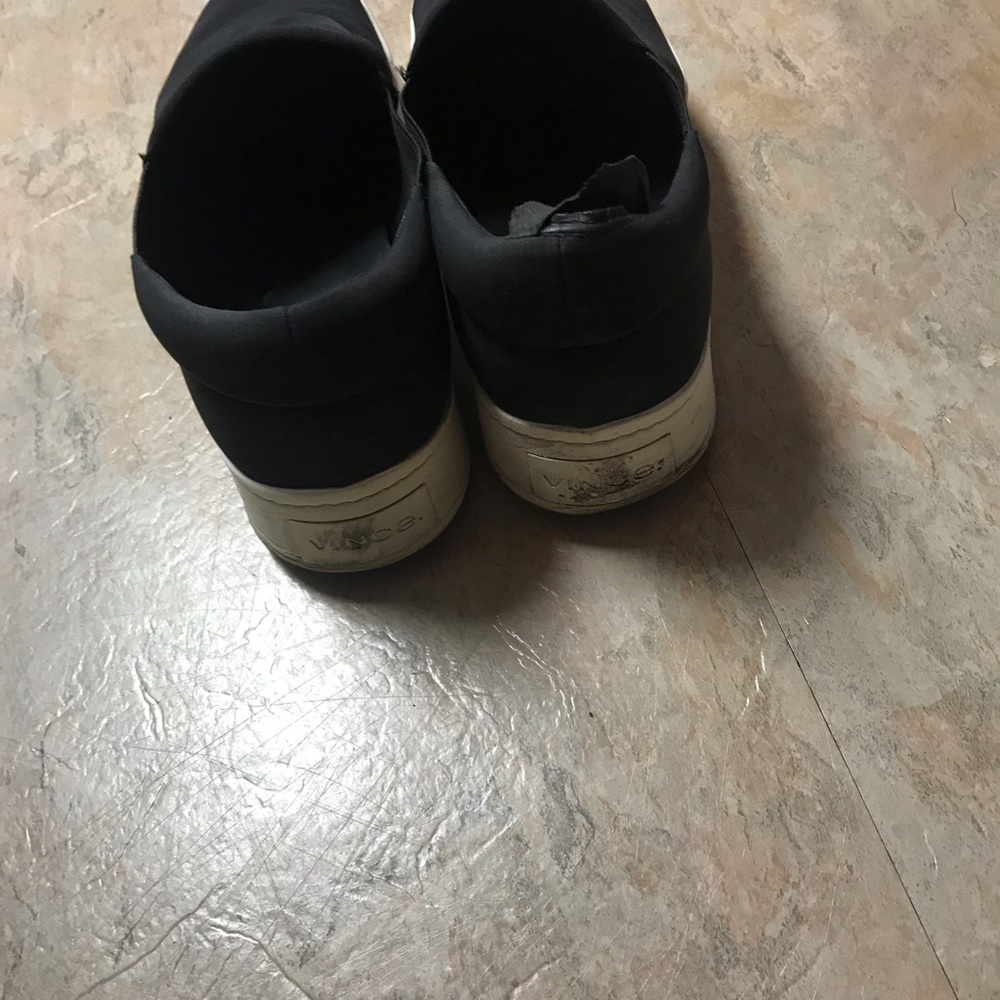 Shoes - Picture 4 of 4